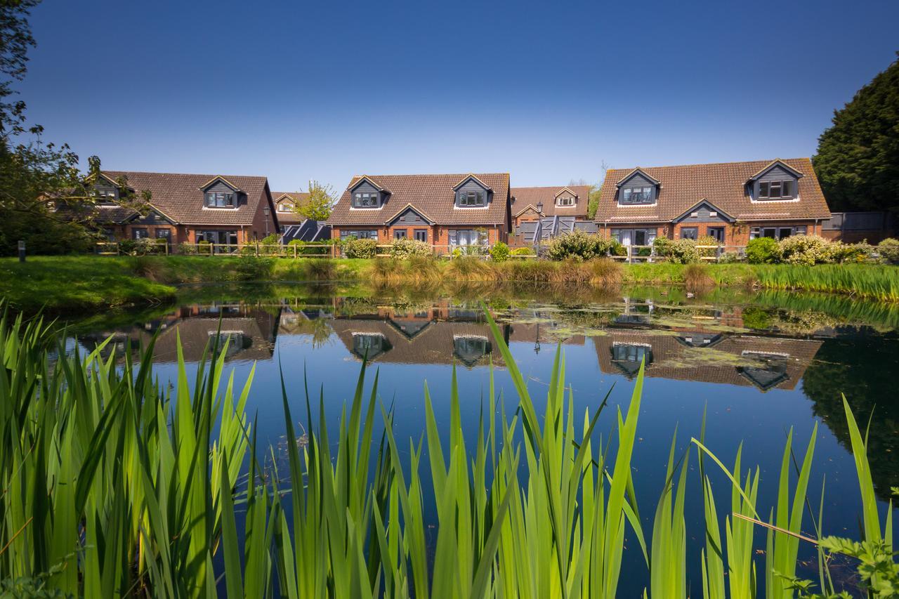 The Lakes Rookley Exterior foto The new houses at the heart of the village